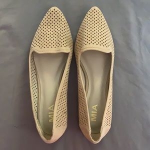 MIA flats size 9